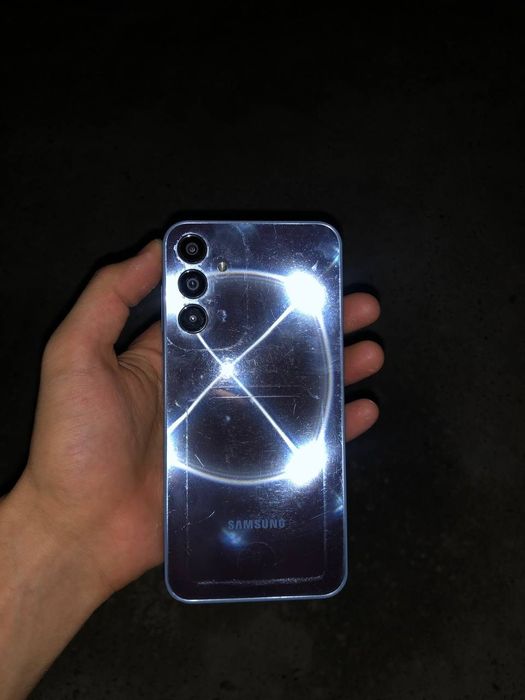 Срочно продаётся Samsung A15