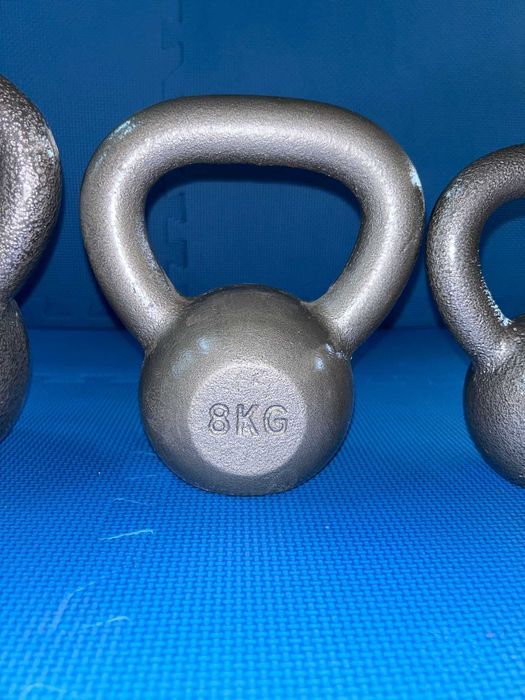 Pachet 84 kg kettlebell fier: 32+24+14+8+6 KG