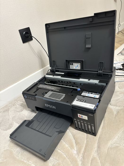 Продам принтер Epson L8050