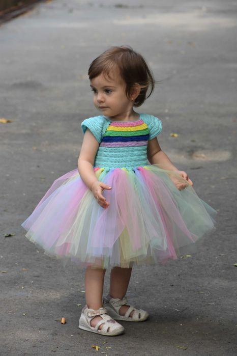 Rochita tutu cu top crosetat, curcubeu, marime 1an
