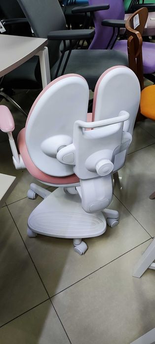 Детское кресло для дома и школы