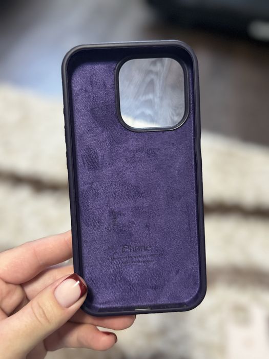 Продам чехлы на Iphone