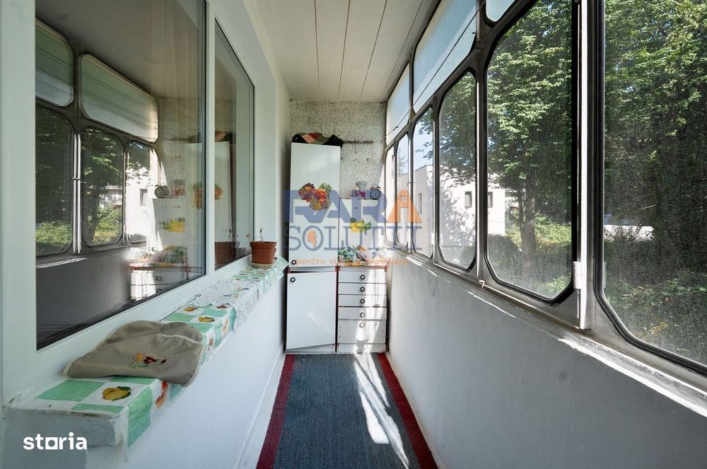 3 camere, etaj 1, lângă Primărie