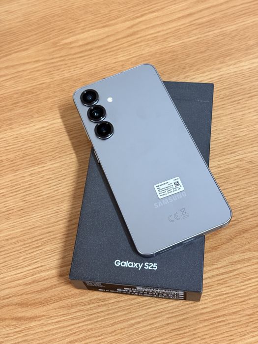 Samsung S25 la cutie full 256 GB