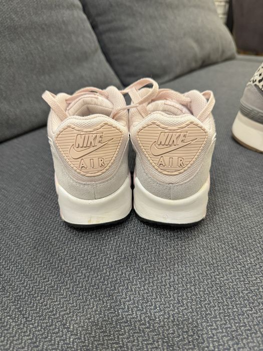 Маратонки Nike, the north face размер 39