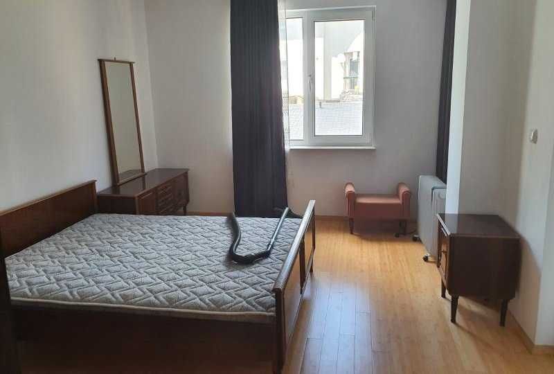 Дава се под наем Двустаен апартамент в София, Лозенец - 70 кв.м за 350 € - Снимка #3