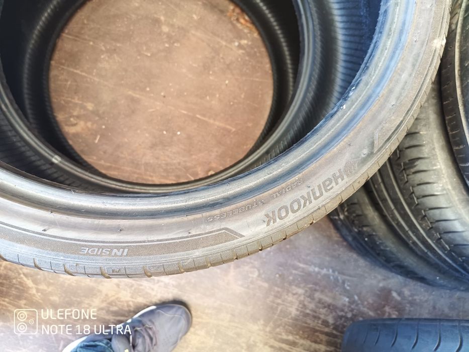 2 броя летни гуми 265/35/22 Hankook