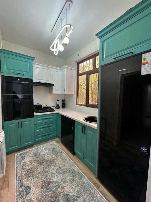 Продается квартира 2/1/4 По доступный ценой!  Супер локатсия!