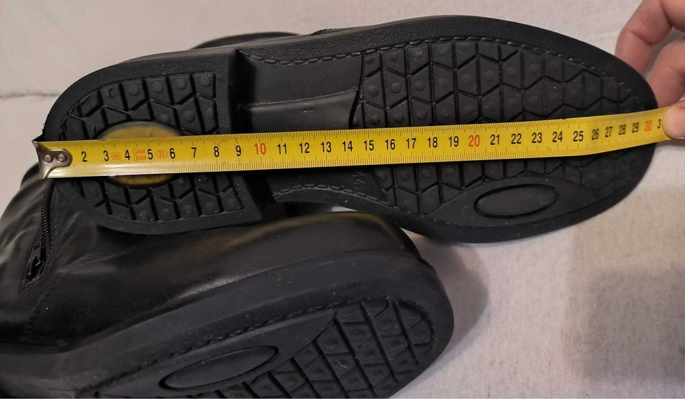Ghete piele Giorgio Venuti mărimea 44 – stare foarte bună
