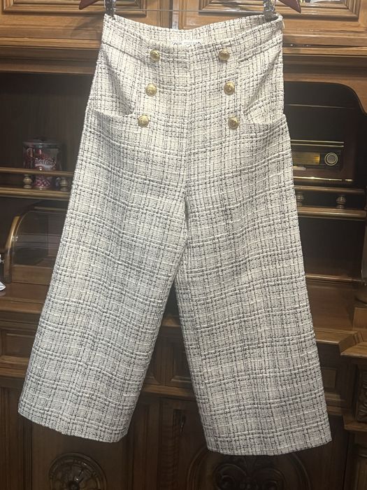 Vand pantaloni twed, culote Zara