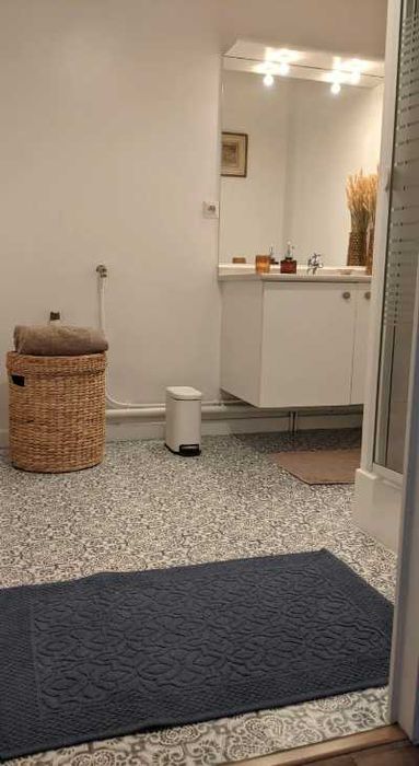 Дава се под наем Двустаен апартамент в Пловдив, Кършияка - 53 кв.м за 306 € - Снимка #3