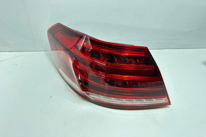 Stop stanga Mercedes-Benz E-Class W212 (facelift)