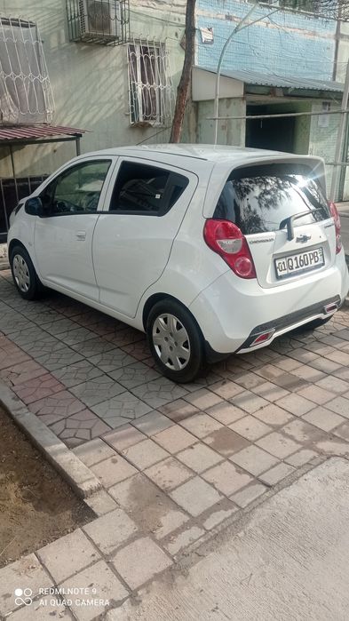 Продам свой автомобиль CHEVROLET SPARK 2015 года выпуска!