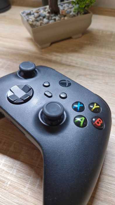 Xbox Series X Full Box -  Mentenanță + FIFA 22 CD