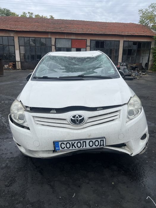 Toyota Auris/ Тойота Аурис (1.33i 2011г. ) на части