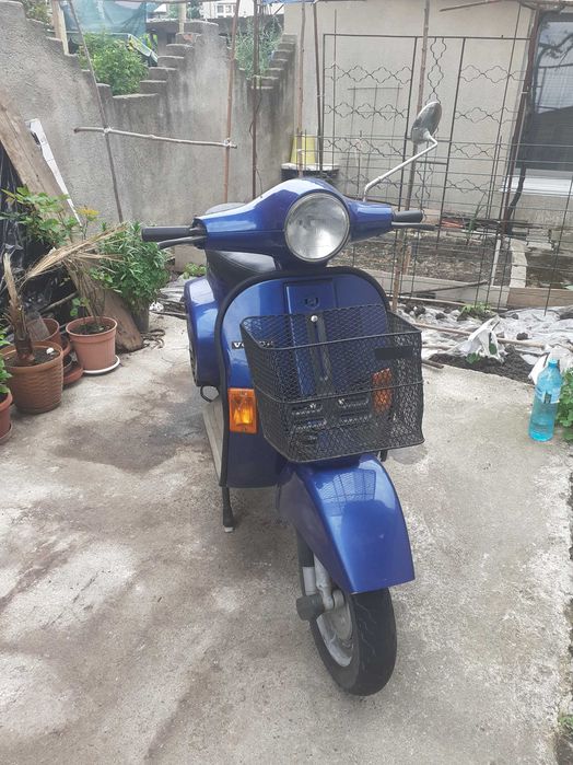 Продава се Веспа  125