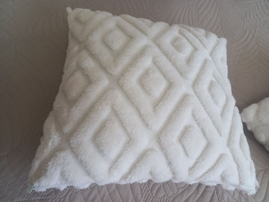 Подушки декоративные разные