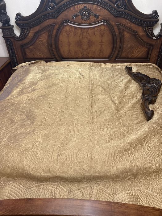 Покрывало атласное