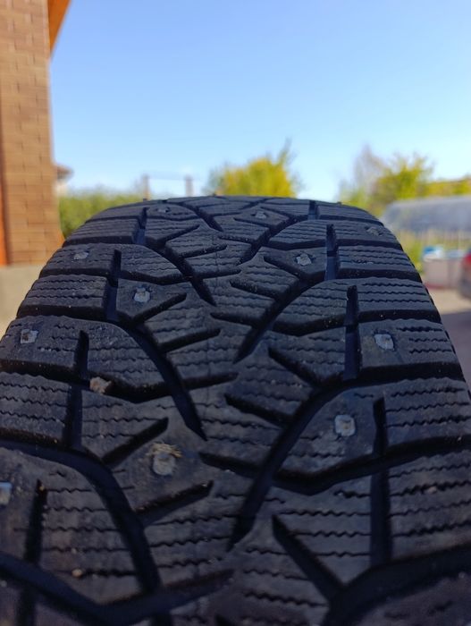 Резина  Bridgestone (Бриджстоун)  на 15