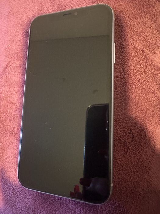 Vand  iPhone 11 purple