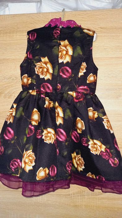 Детски офицални рокли