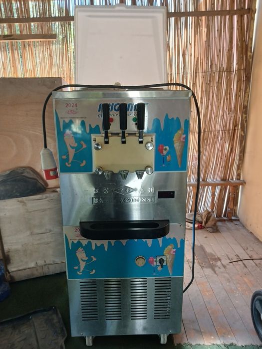 Freezer Frigomat aparat sotiladi
