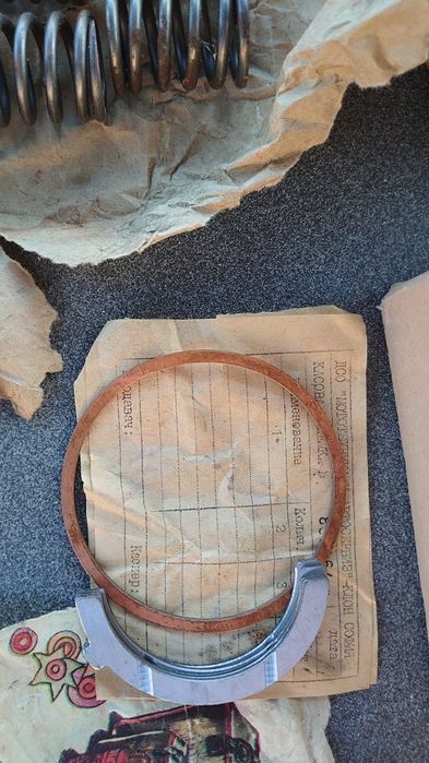 Москвич 412 ремонтен комплект - 1 ви . ОРИГИНАЛНИ с документи от МОТО