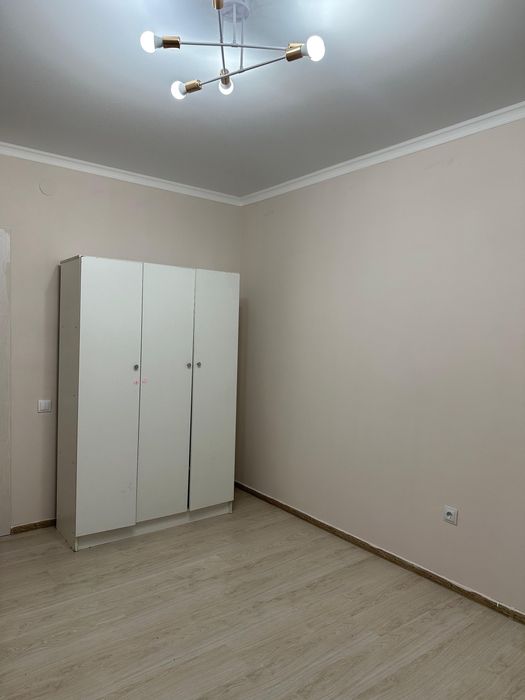 Подселение 70 к девушки