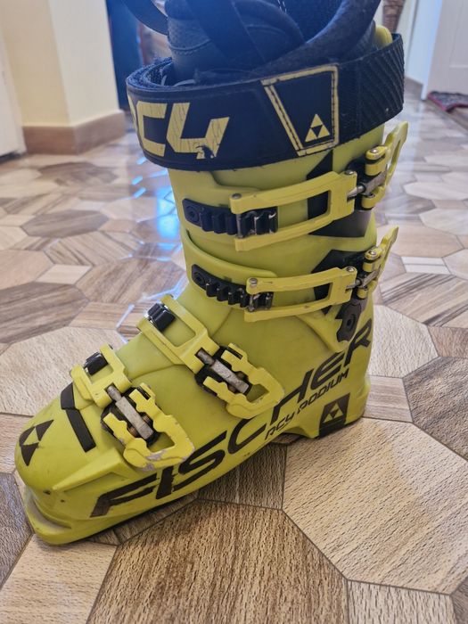 Clapari ski FISCHER RC4 Podium, marimea 24.0-24.5, galben