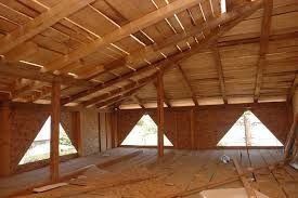 Montaj acoperisuri .mansardari mici reparati .