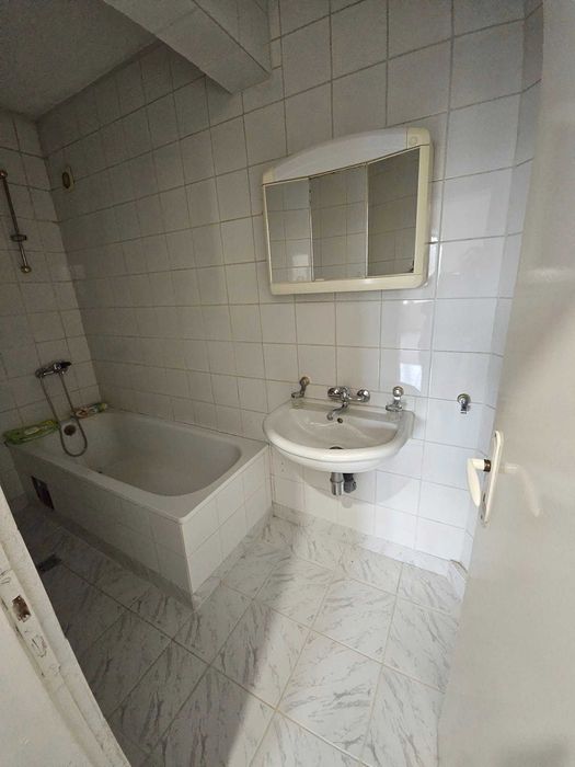 Продава се Тристаен апартамент в Казанлък - 83 кв.м за 1414 €/кв.м - Снимка #5