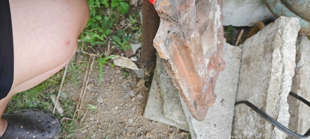 Цигли 40/25 около 250 бр.