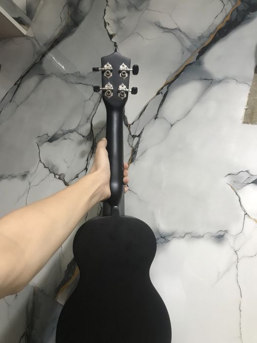 Укулеле Levinson