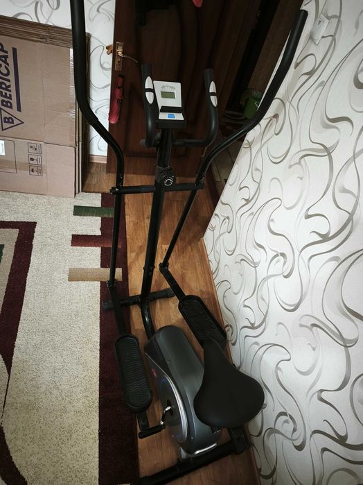 Магнитный эллиптический тренажёр