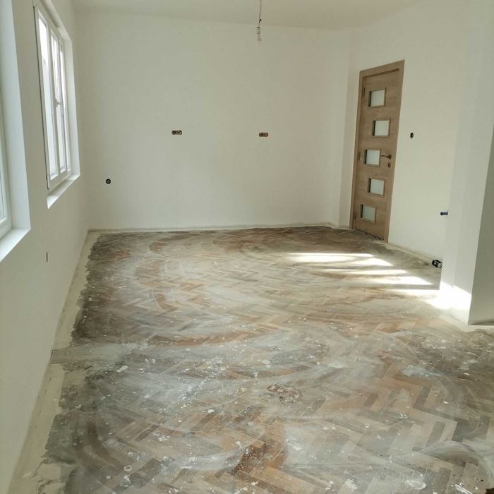 Продава се Тристаен апартамент в Варна, Зимно кино Тракия - 82 кв.м за 1933 €/кв.м - Снимка #4