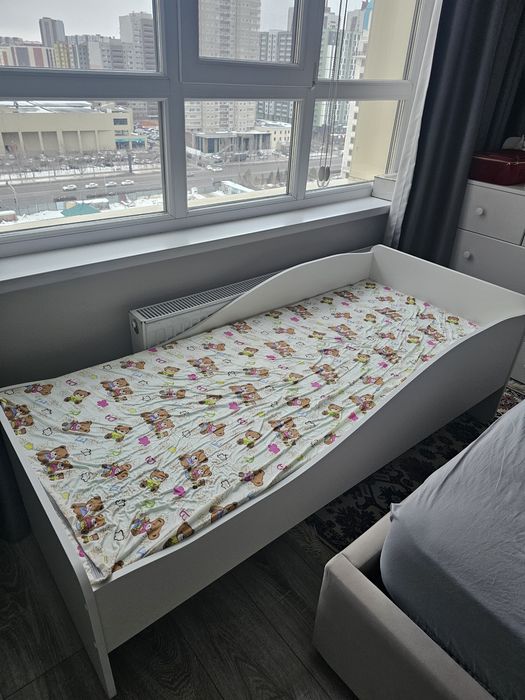 Продаю кровать. Новая