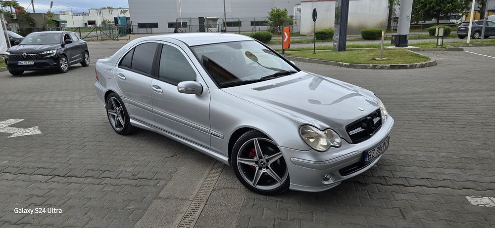 Vand Mercedes C Class W203 Sport Edition Pack AMG C200 an 2007 euro 4!