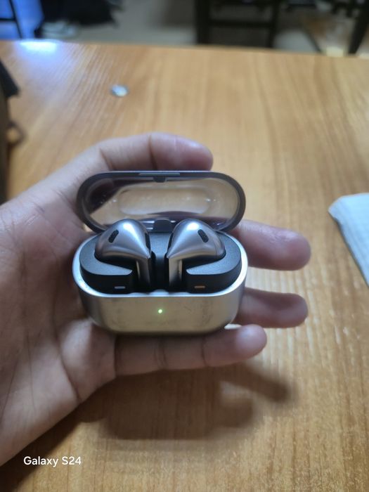 Galaxy buds 3 black