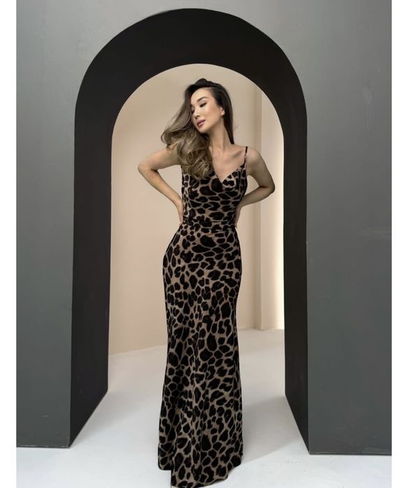 Леопардовое вечернее платье