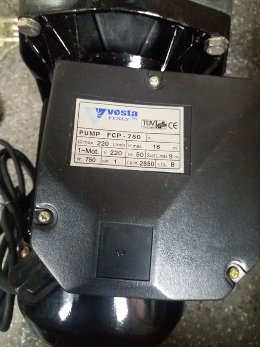 Помпи басейн помпа