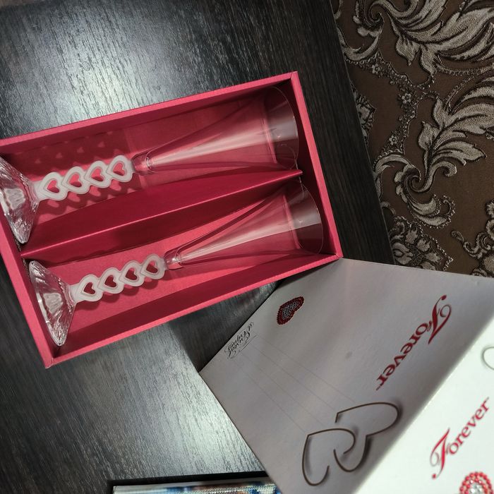 Продам фужеры новые