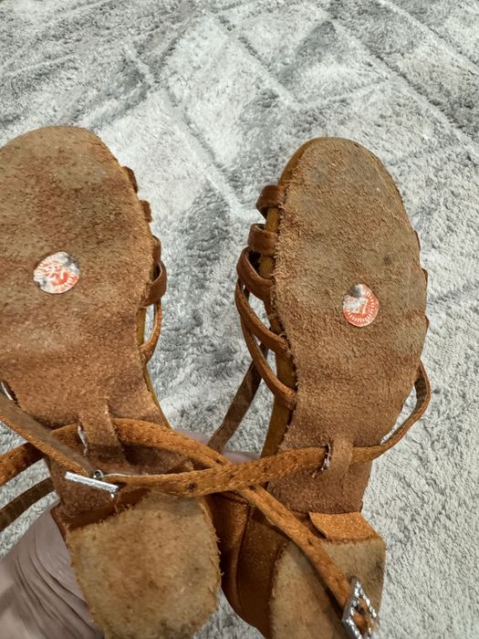 Туфли для бальных танцев