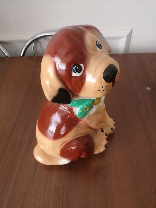 Срочно продам копилку собачку.