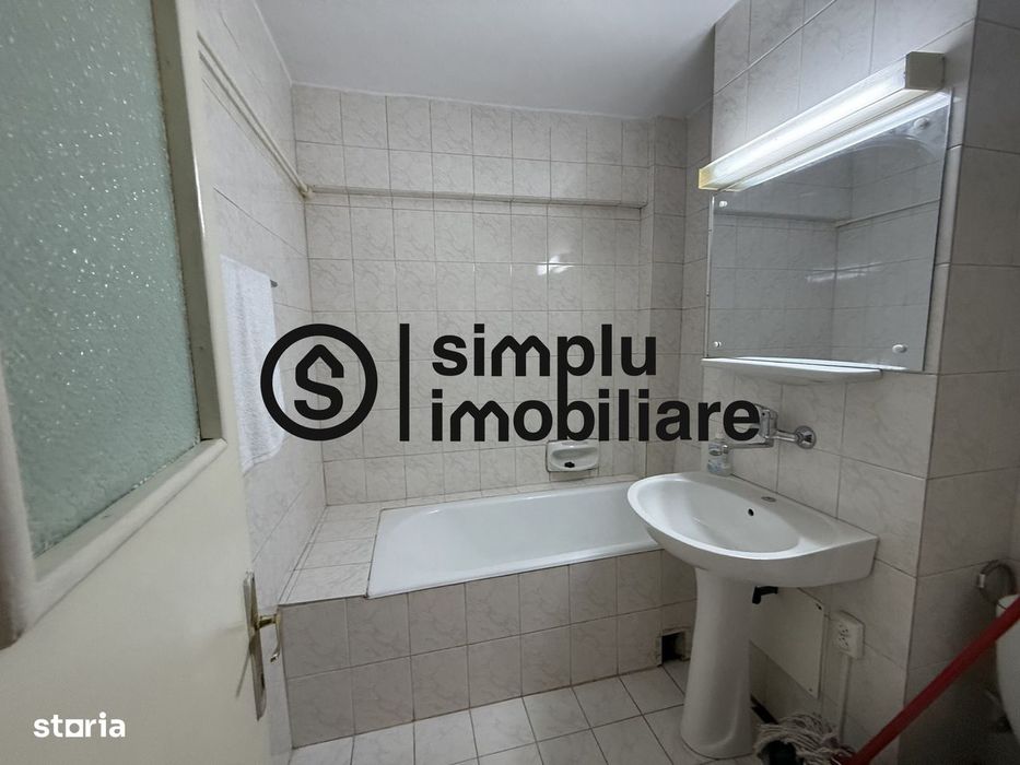 2 decomandate, Piata Centrala - 450 Euro