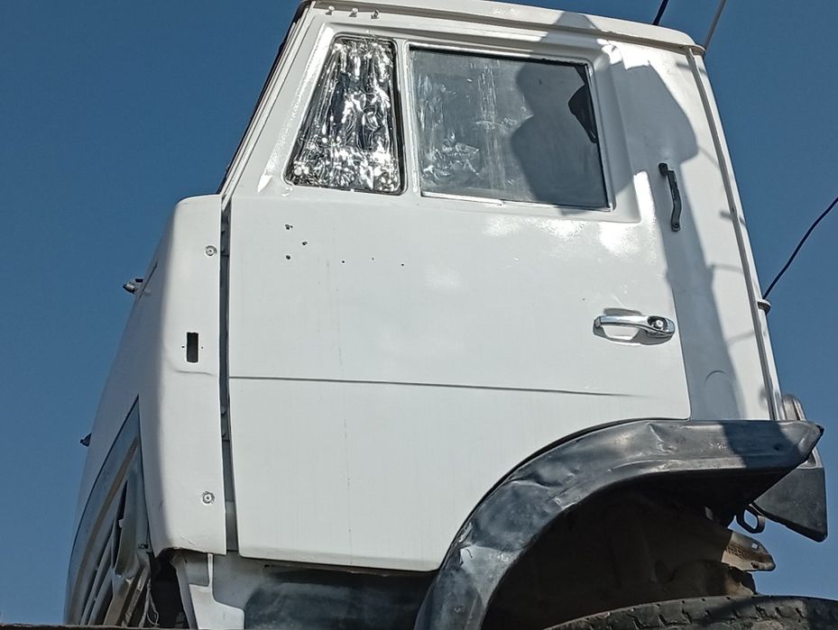 Продам кабину на камаз