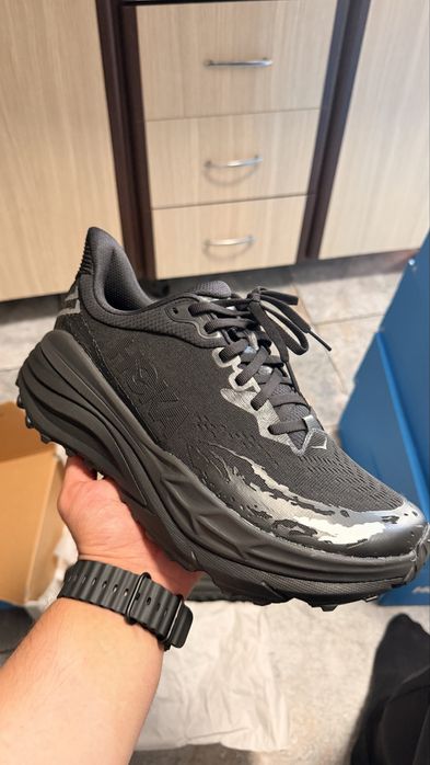 Hoka m stinson 7 marimea 45 1/3 noi nepurtati.