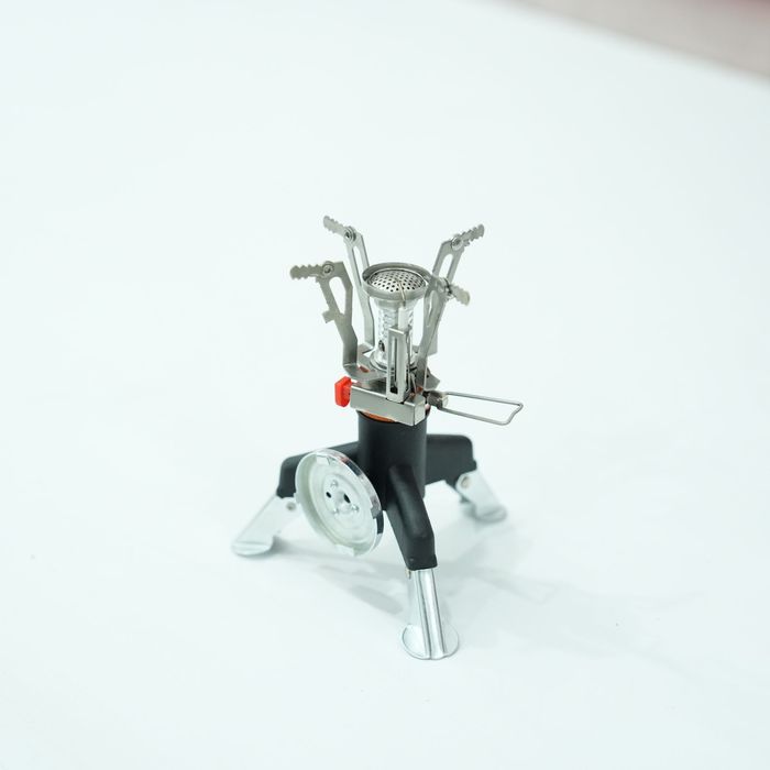 Gaz garelkasi judayam ixcham. Газовая горелка очень компактная.