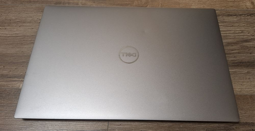 Dell Precision 5550 Workstation | i9-10885H | 32GB | 1 TB SSD | T2000