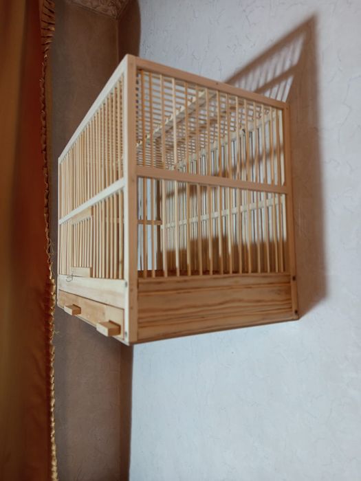 Продаю клетки для птиц