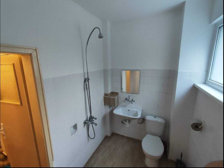 Дава се под наем Многостаен апартамент в Бургас, Център - 110 кв.м за 375 € - Снимка #3